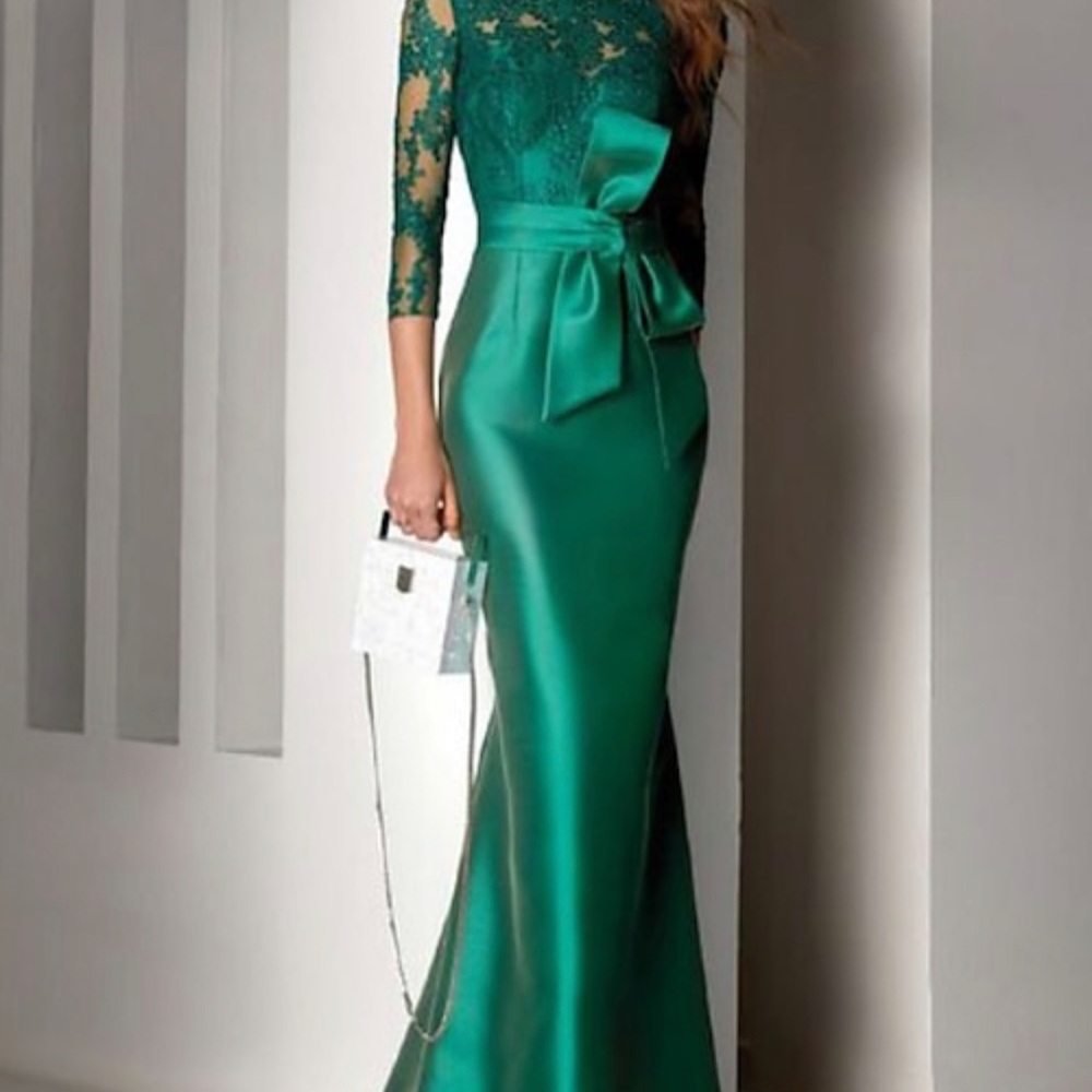 Mermaid back lace and satin gown in Emerald